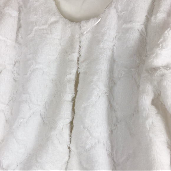 Signature by Robbie Bee White XL - Picture 3 of 10